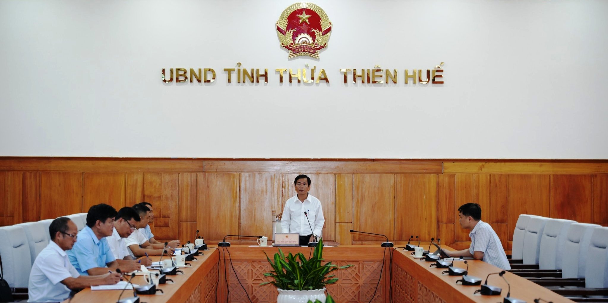 Theo dõi sát sao thời tiết để thu hoạch lúa hiệu quả