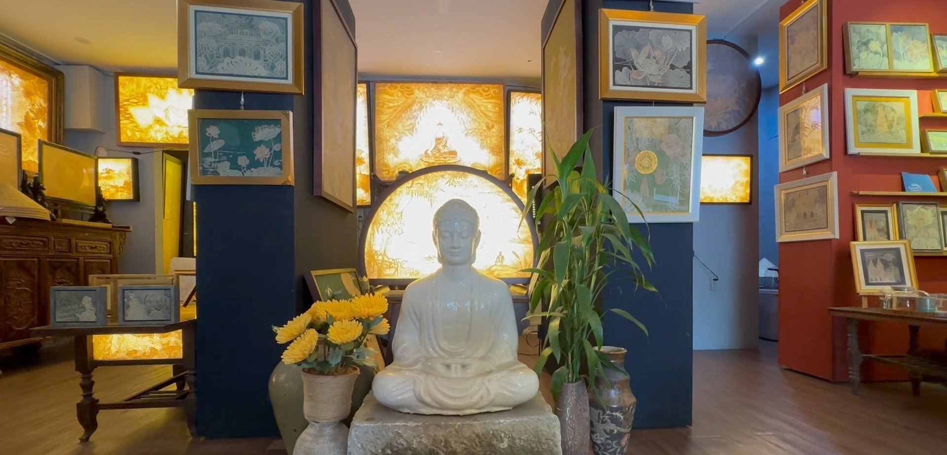 Trúc chỉ vào đời sống