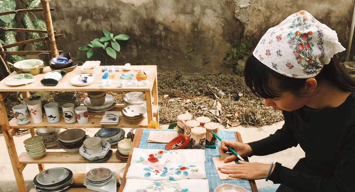 Phiên chợ yêu thương