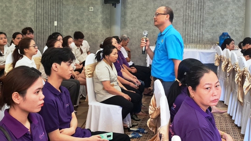 Ra mắt Câu lạc bộ Sức khỏe sinh sản và Pháp luật lao động tại doanh nghiệp