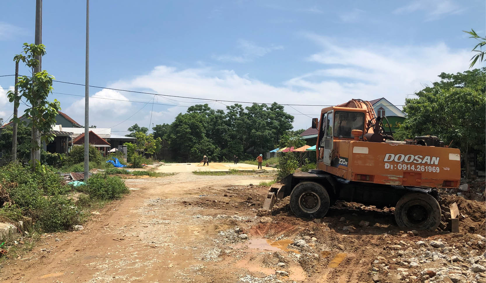 Vướng hai hộ dân, tuyến đường 82 tỷ đồng bế tắc