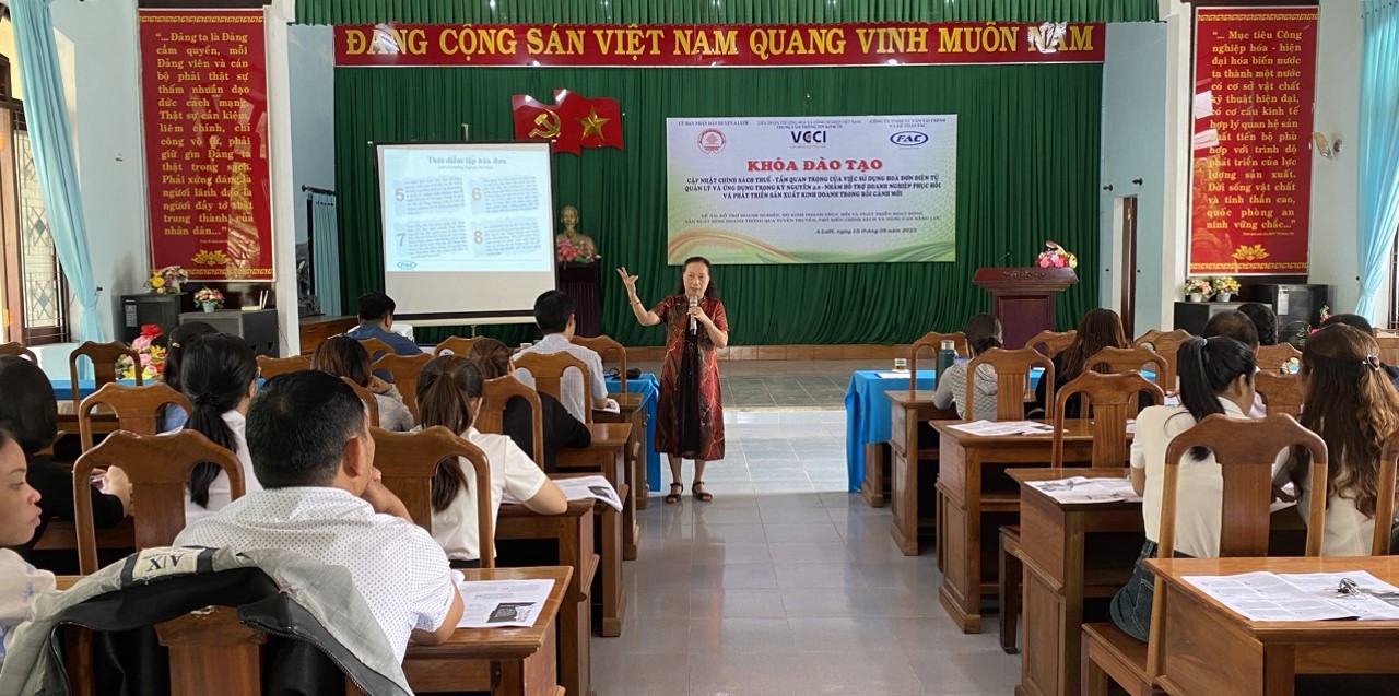 A Lưới Tập huấn sử dụng hóa đơn điện tử