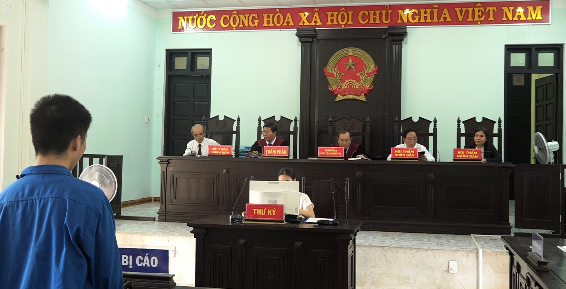Lĩnh án nặng vì mua bán ma túy