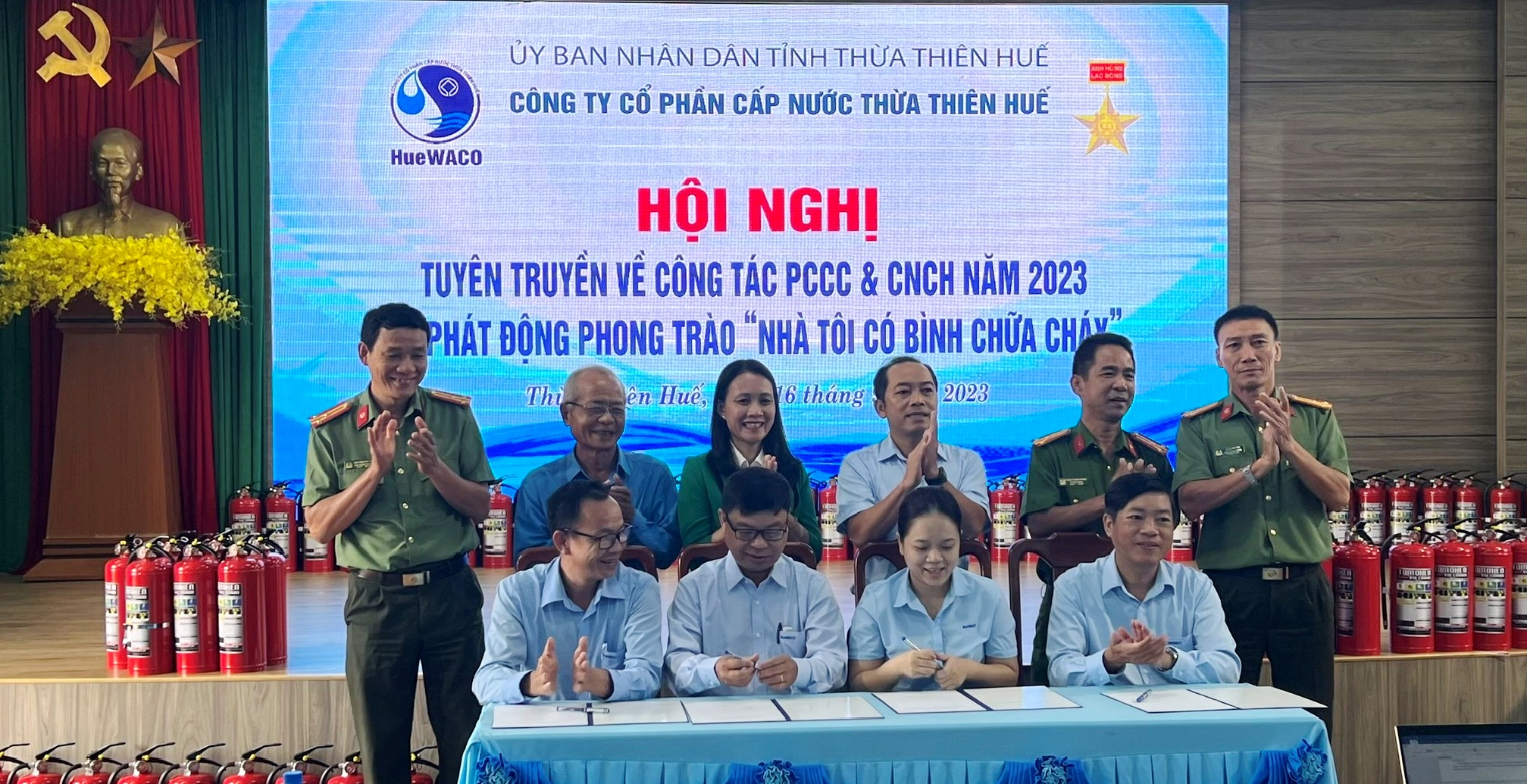 “Nhà tôi có bình chữa cháy”