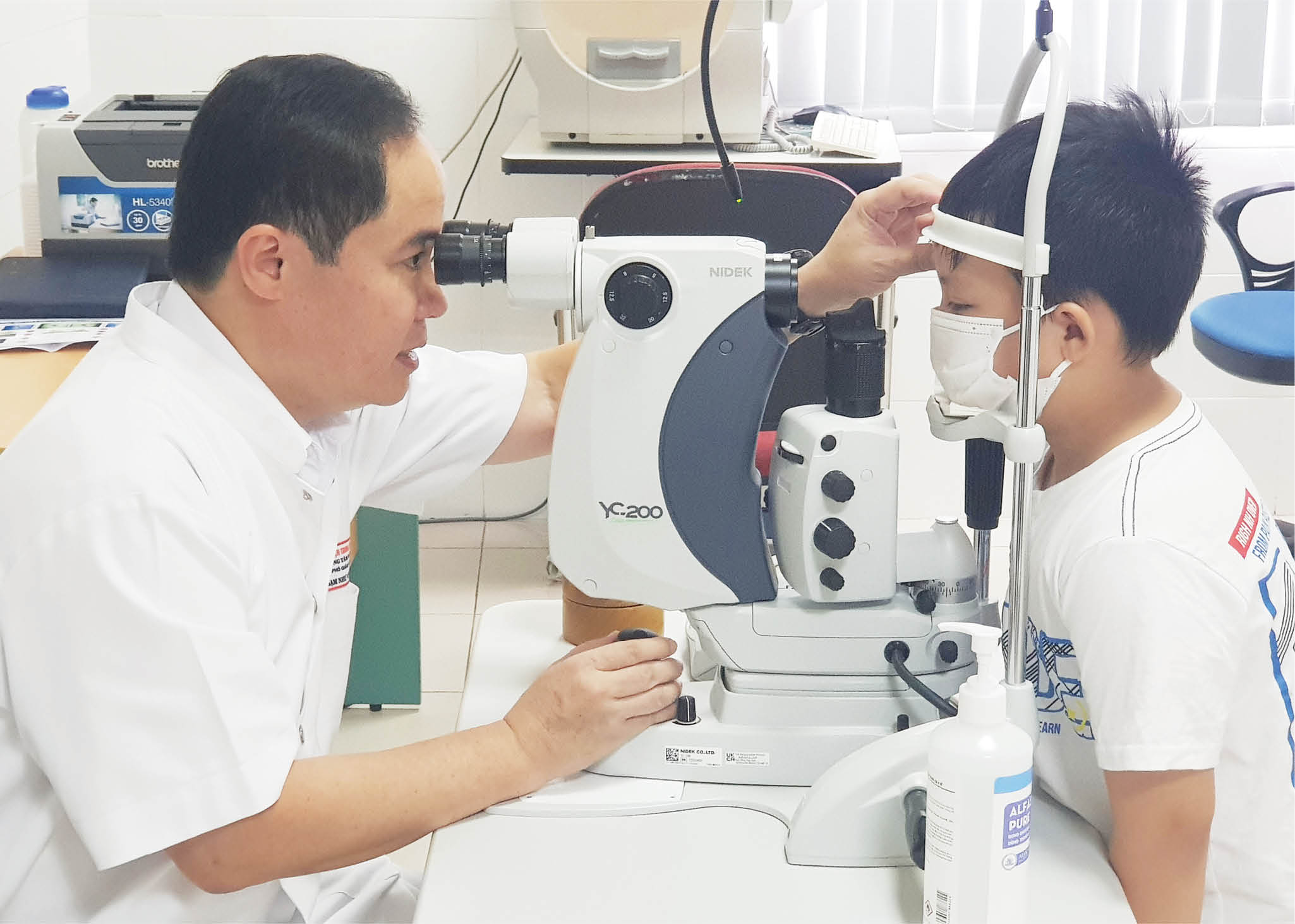 Đau mắt đỏ Không cẩn trọng sẽ gây giảm thị lực