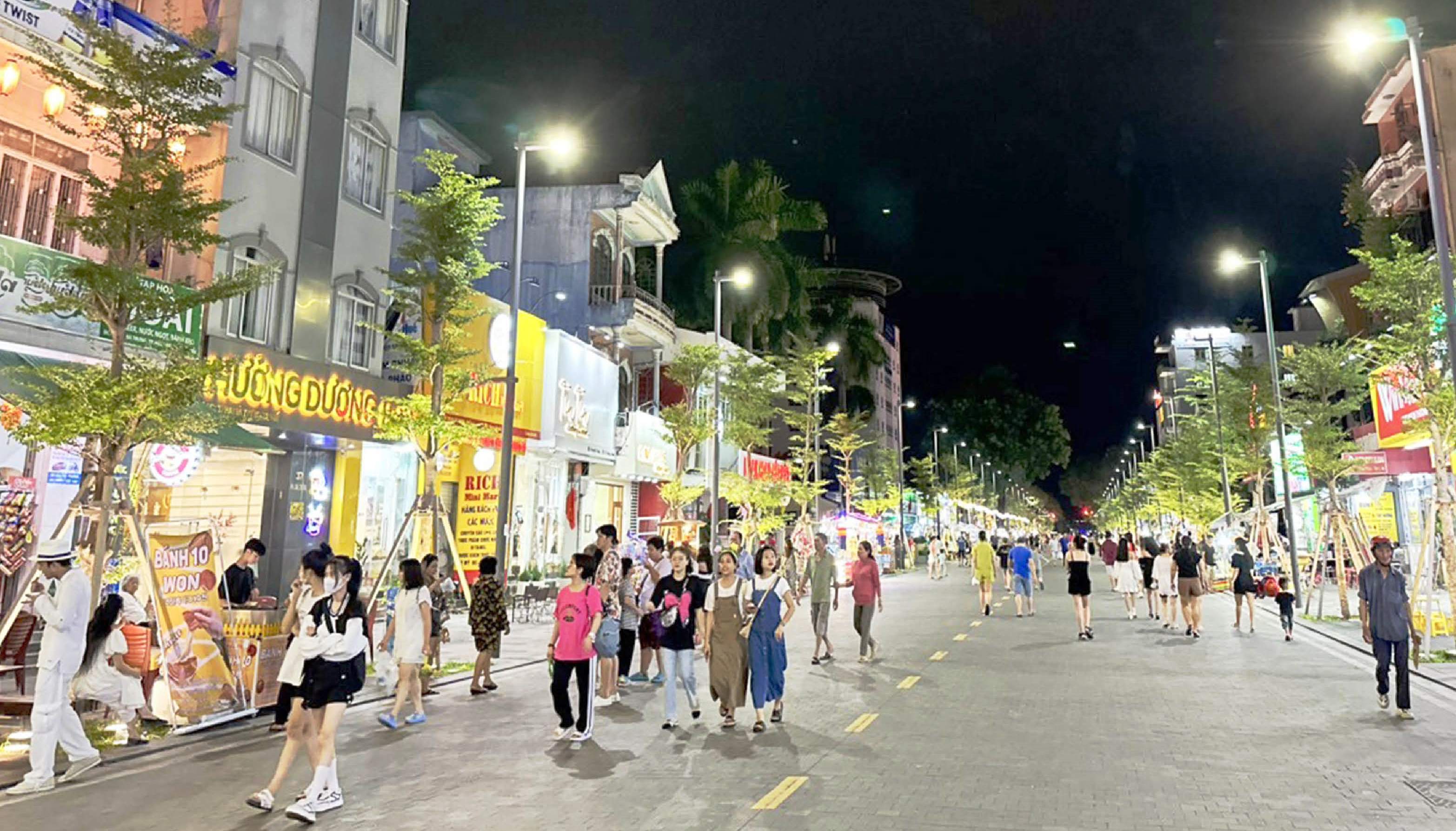 Tìm mô hình phát triển sản phẩm du lịch đêm cho Huế