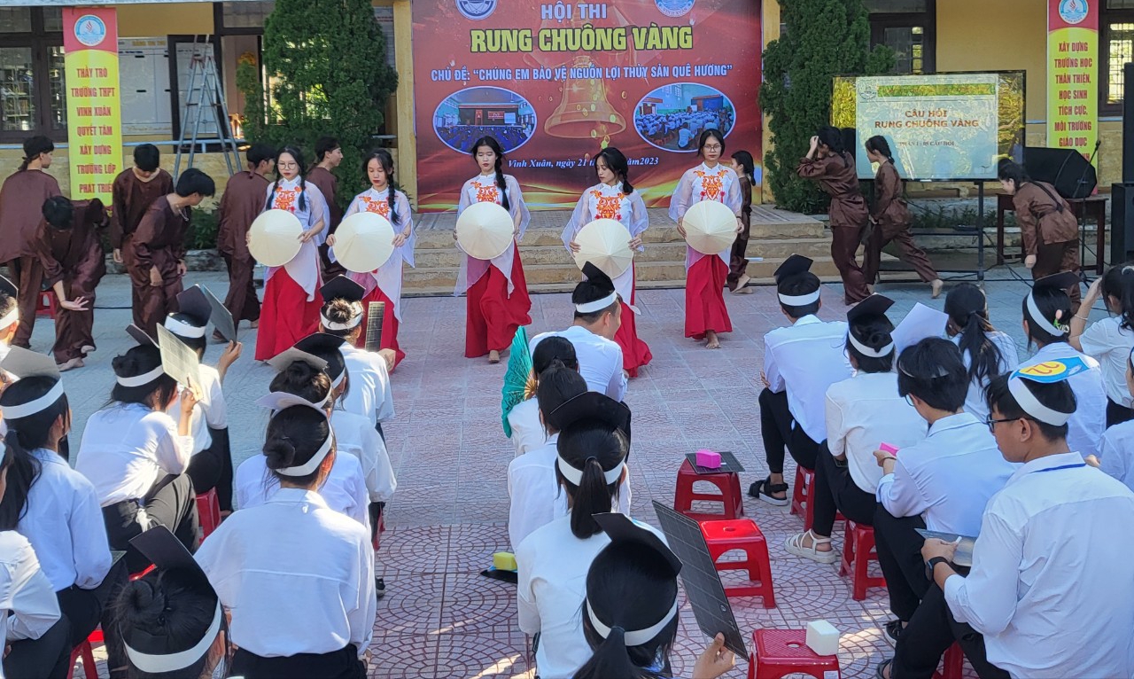 “Chúng em bảo vệ nguồn lợi thủy sản quê hương”