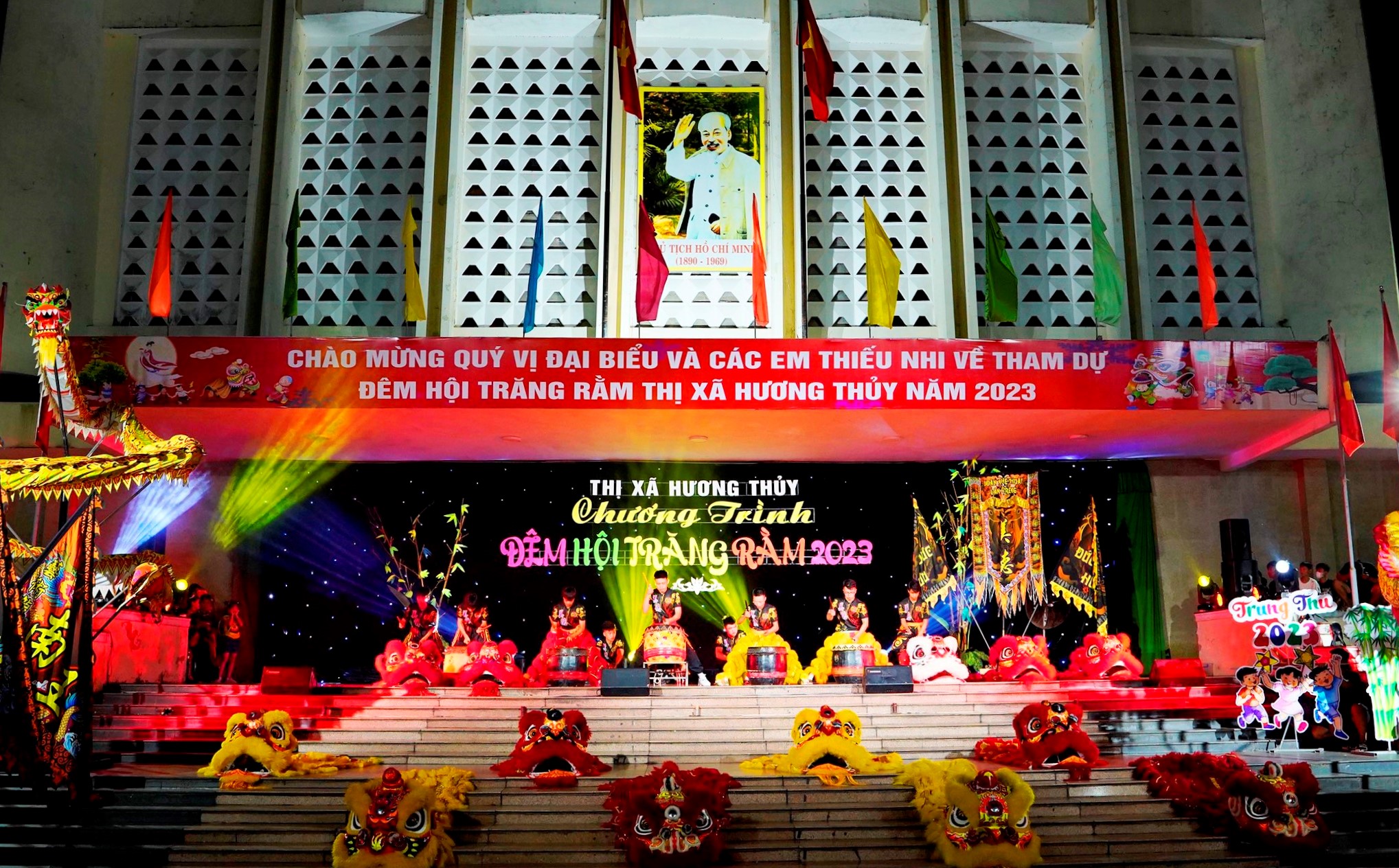 Hòa mình cùng “Đêm hội trăng rằm”