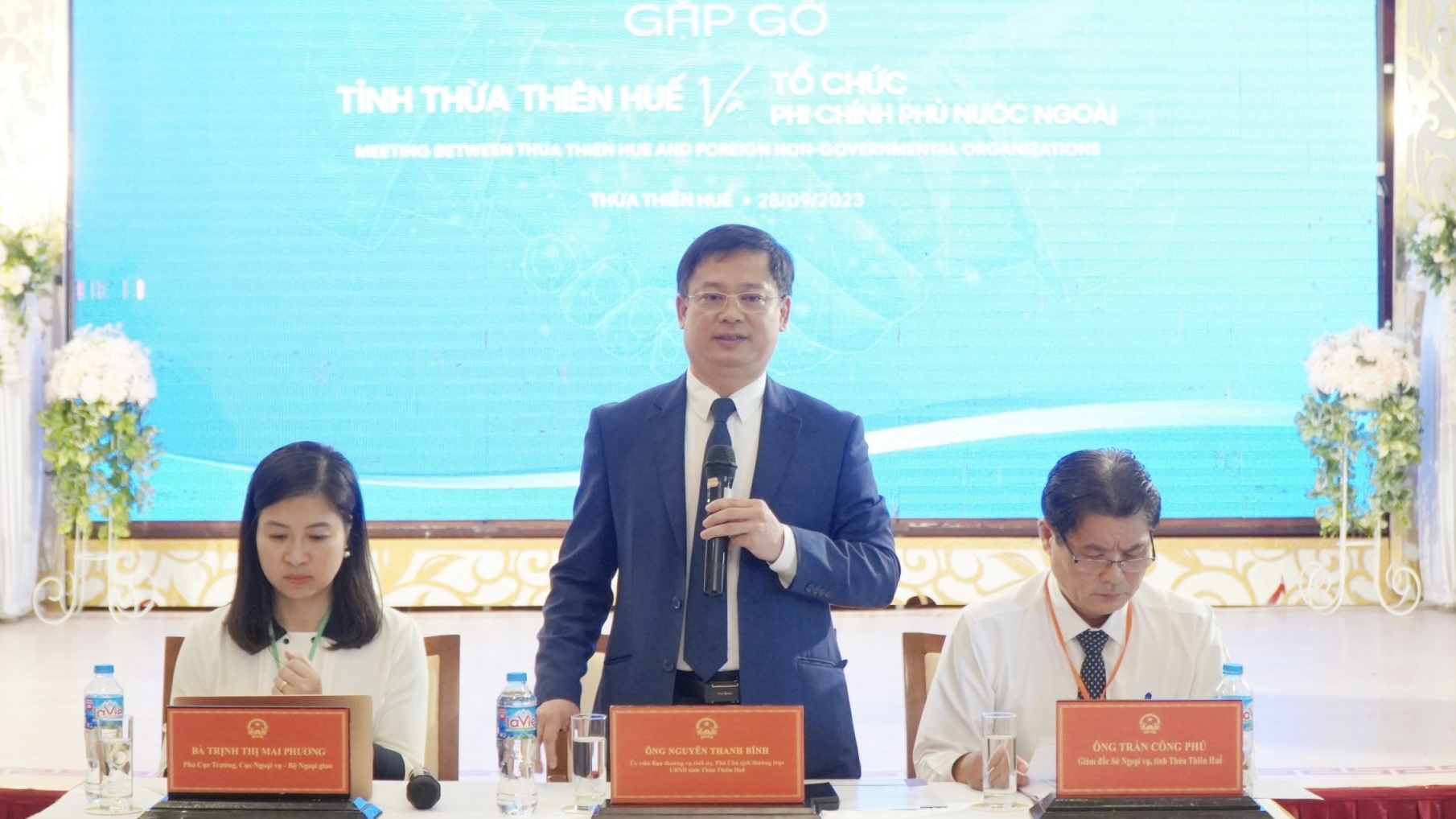 Tạo điều kiện thuận lợi để các tổ chức phi chính phủ nước ngoài hoạt động