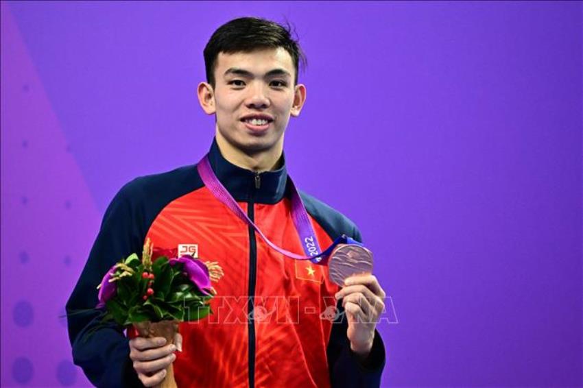 ASIAD 2023  Kình ngư Nguyễn Huy Hoàng giành HCĐ thứ hai