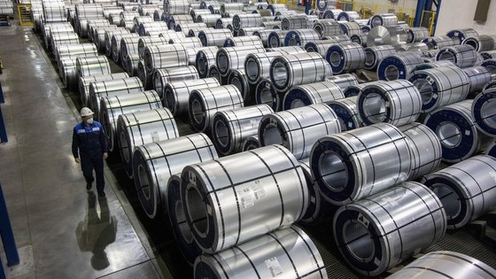 Hoạt động sản xuất của châu Á giảm do nhu cầu ảm đạm