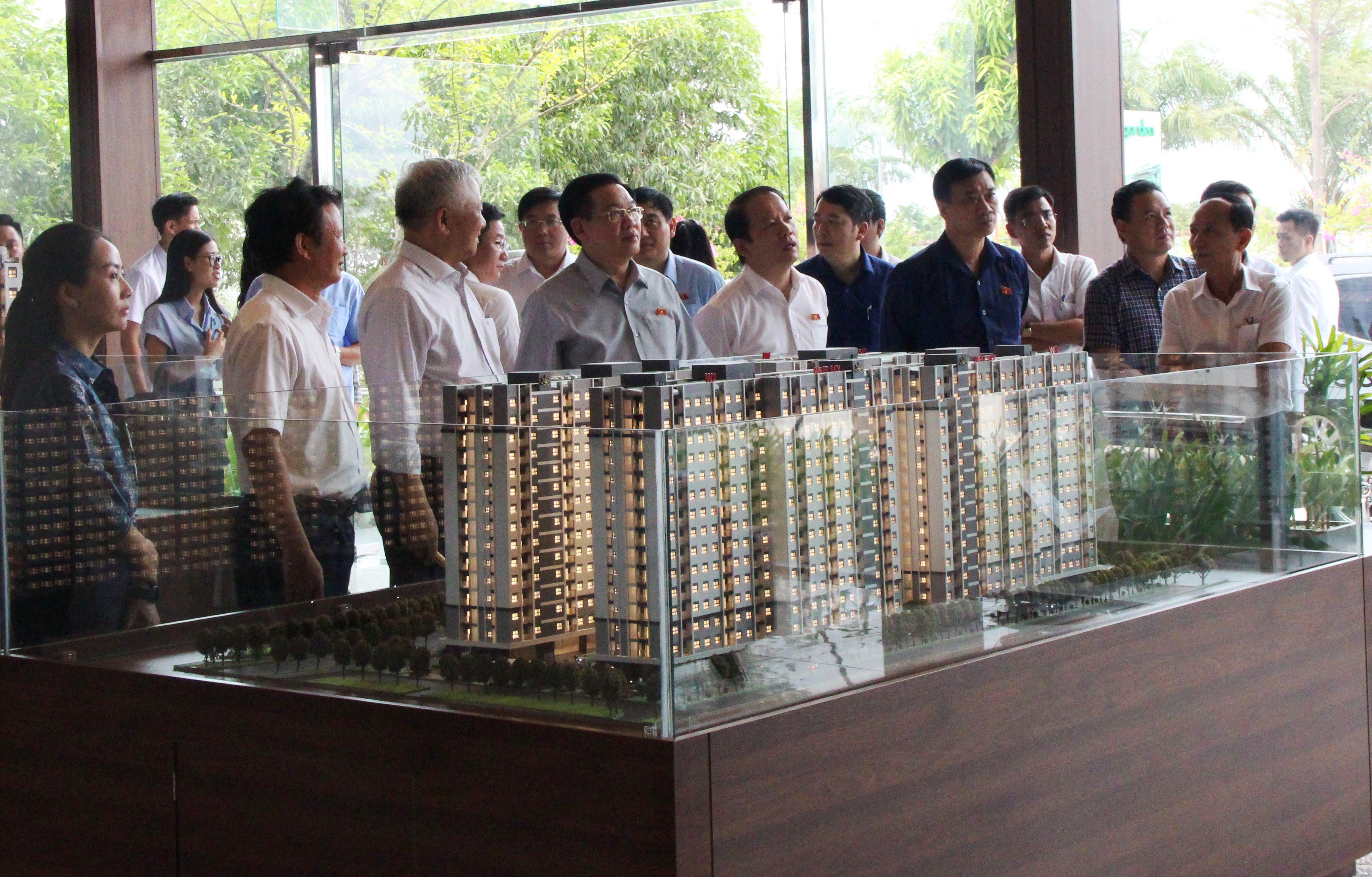 Kiểm tra đối tượng đăng ký mua nhà ở xã hội