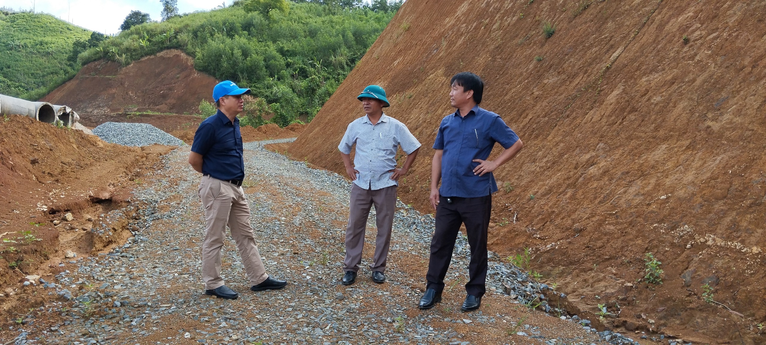 Hộ nghèo vùng dân tộc thiểu số và miền núi giảm gần 9,9