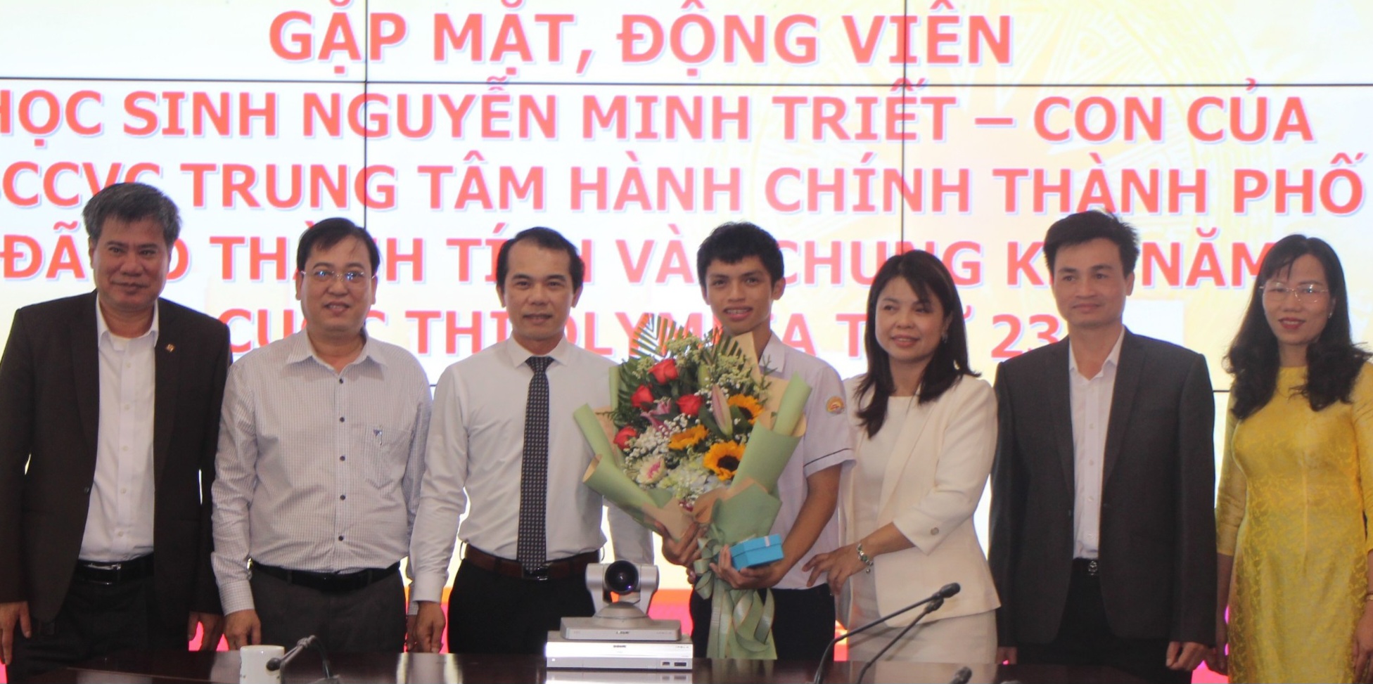 Gặp mặt, động viên Nguyễn Minh Triết vào chung kết năm chương trình Đường lên đỉnh Olympia