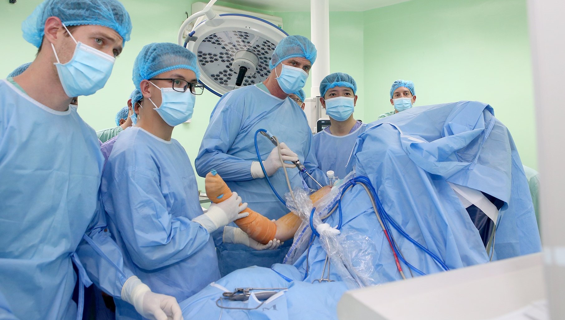 120 bài báo cáo khoa học tại Hội nghị khoa học trẻ Bệnh viện Trung ương Huế mở rộng