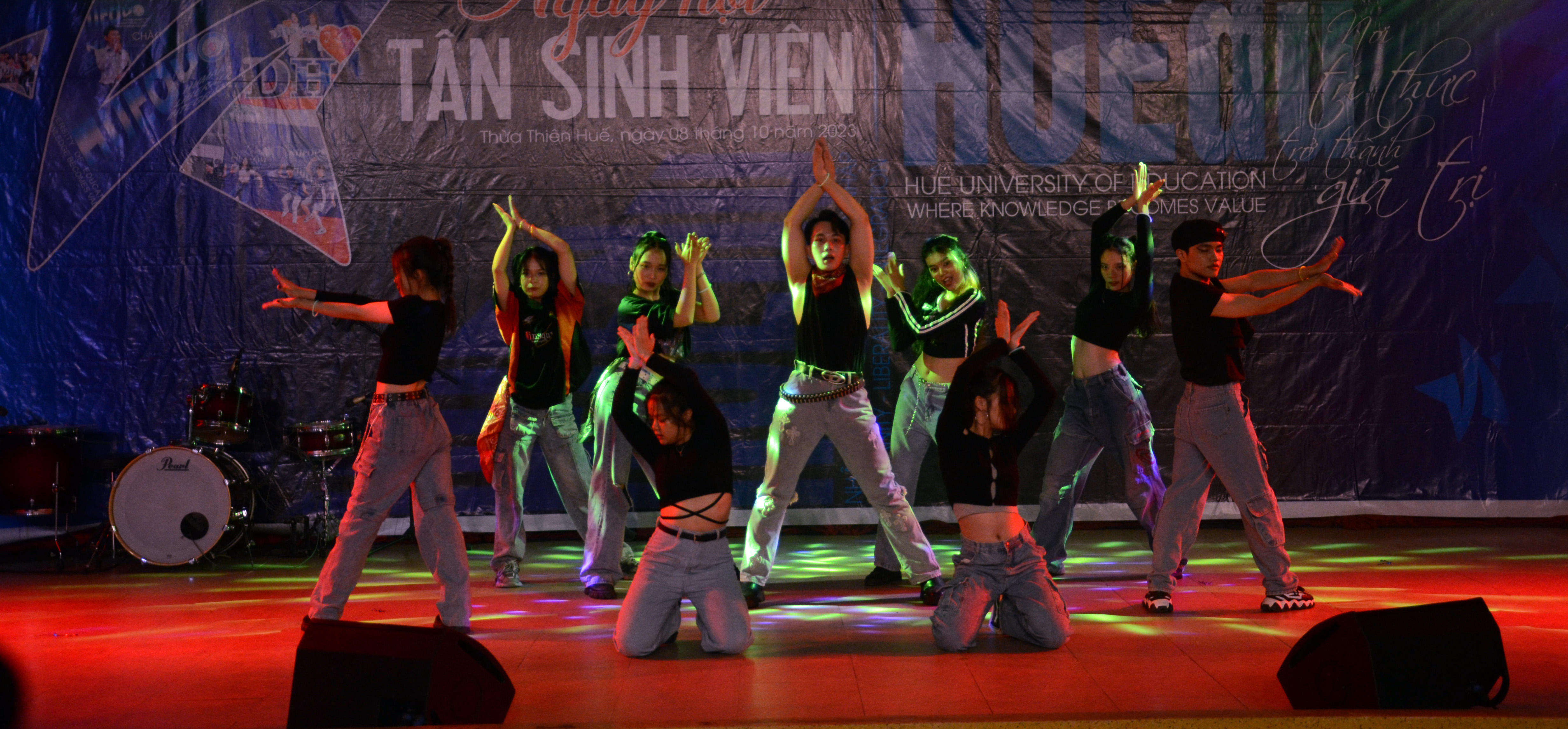 Gắn kết bằng ngày hội tân sinh viên