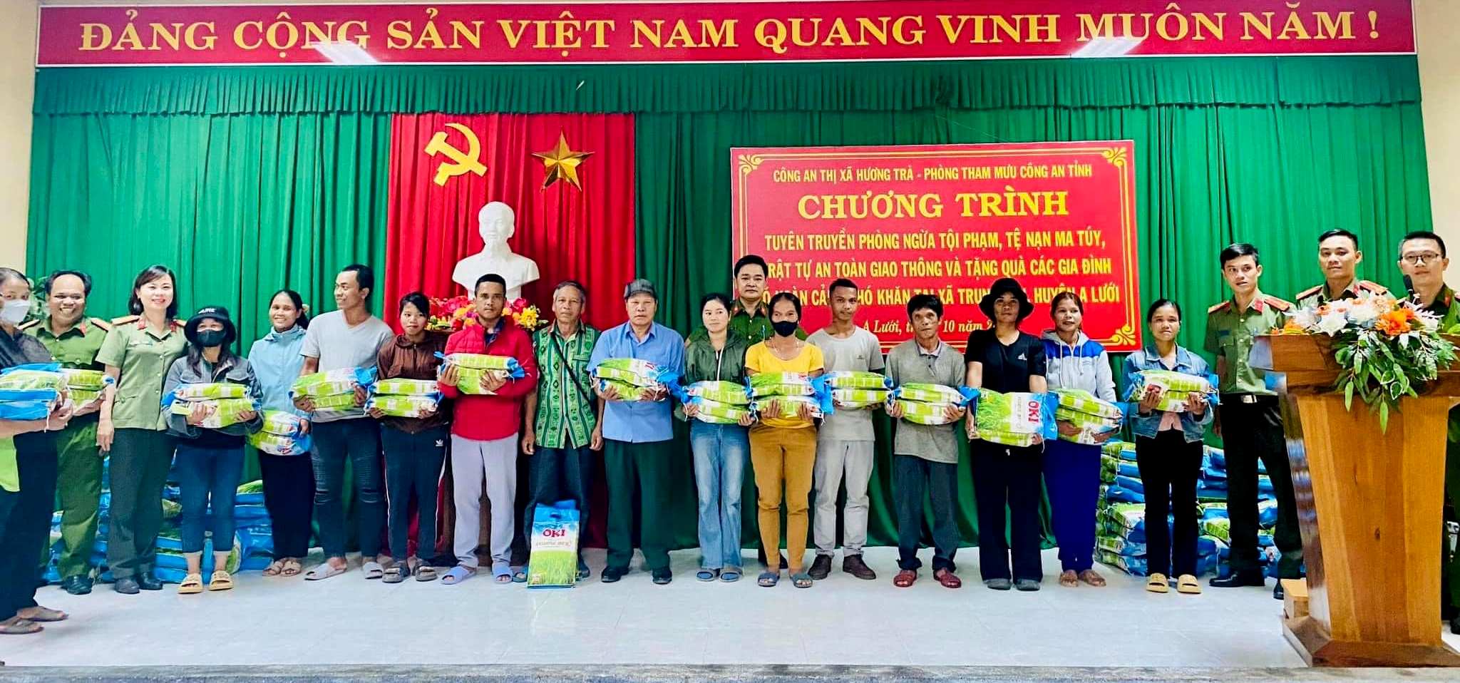 Test nhanh ma tuý 38 đối tượng tại địa bàn xã Trung Sơn