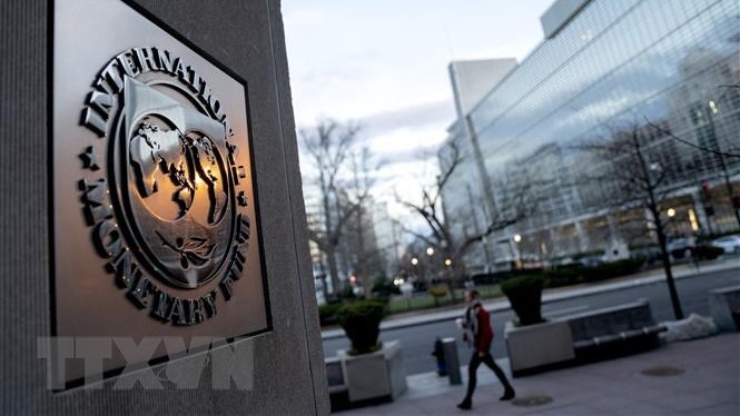 Tăng trưởng toàn cầu vẫn thấp và không đồng đều