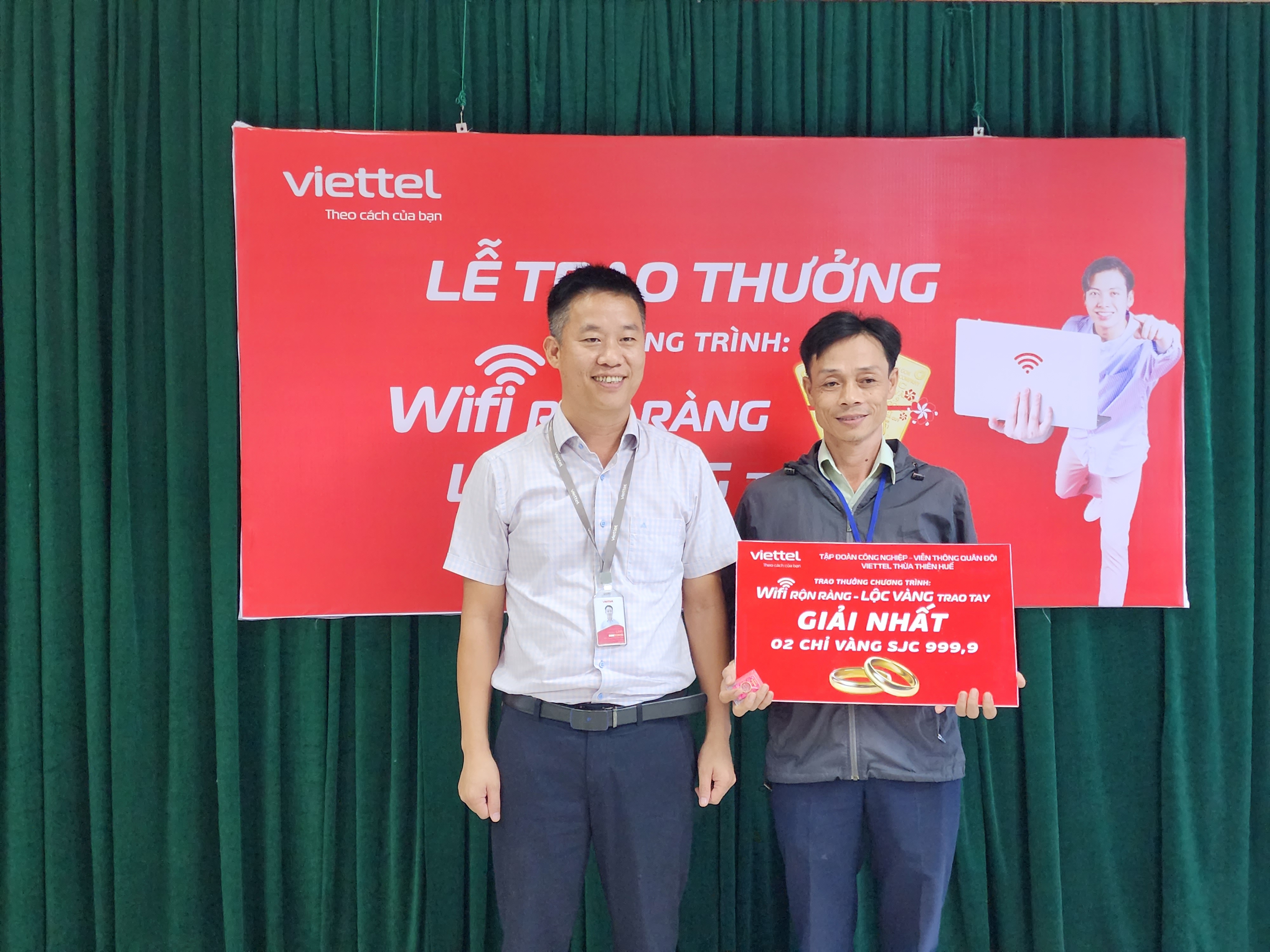 Viettel trao thưởng chương trình Wifi rộn ràng – Lộc vàng trao tay