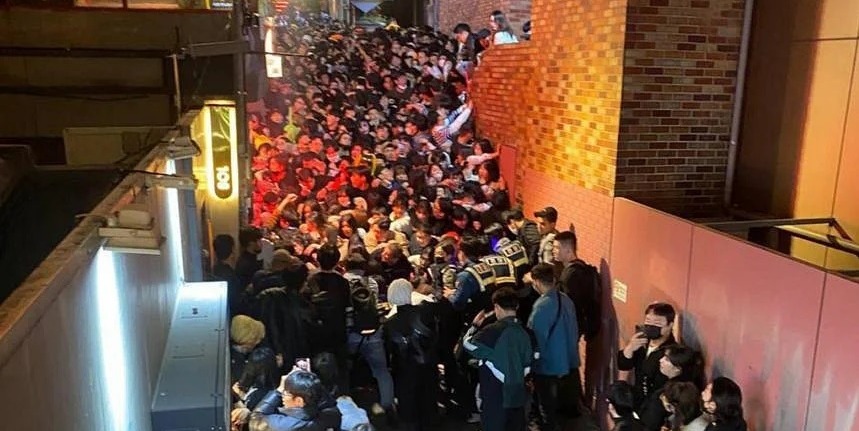 Seoul thiết lập hệ thống cảnh báo kiểm soát đám đông dịp Halloween