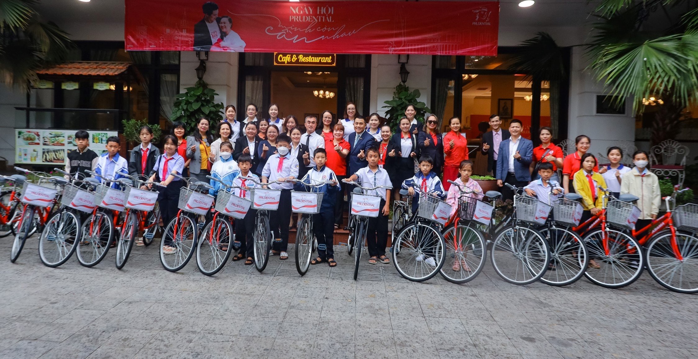 Chữ thập đỏ trường học huy động 19 tỷ đồng cho hoạt động xã hội nhân đạo