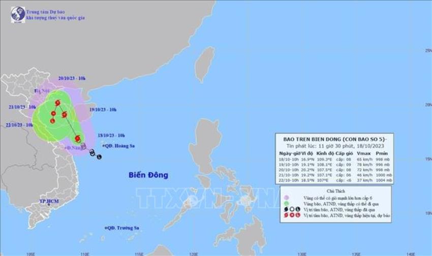Bão số 5 cách đất liền khu vực Quảng Trị đến Thừa Thiên - Huế khoảng 200km
