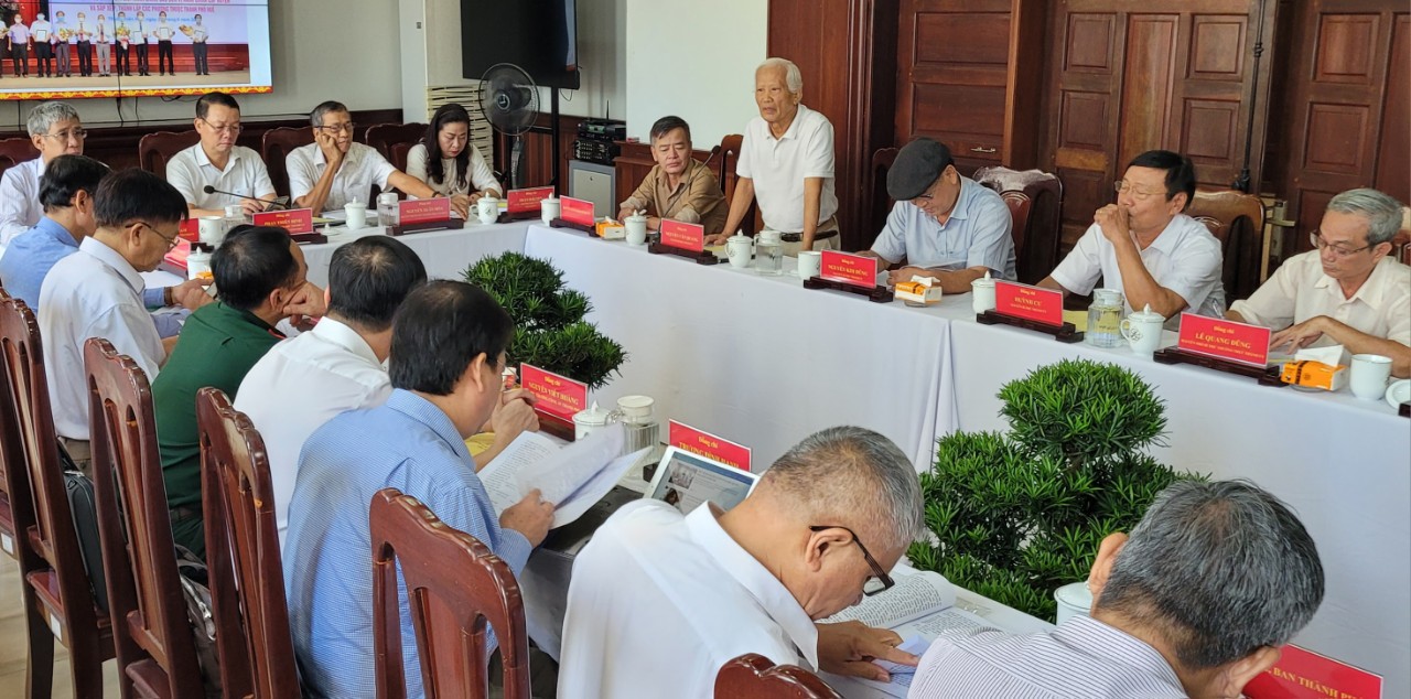 Góp ý bản thảo Tập sách Lịch sử Đảng bộ TP Huế 2000 - 2025