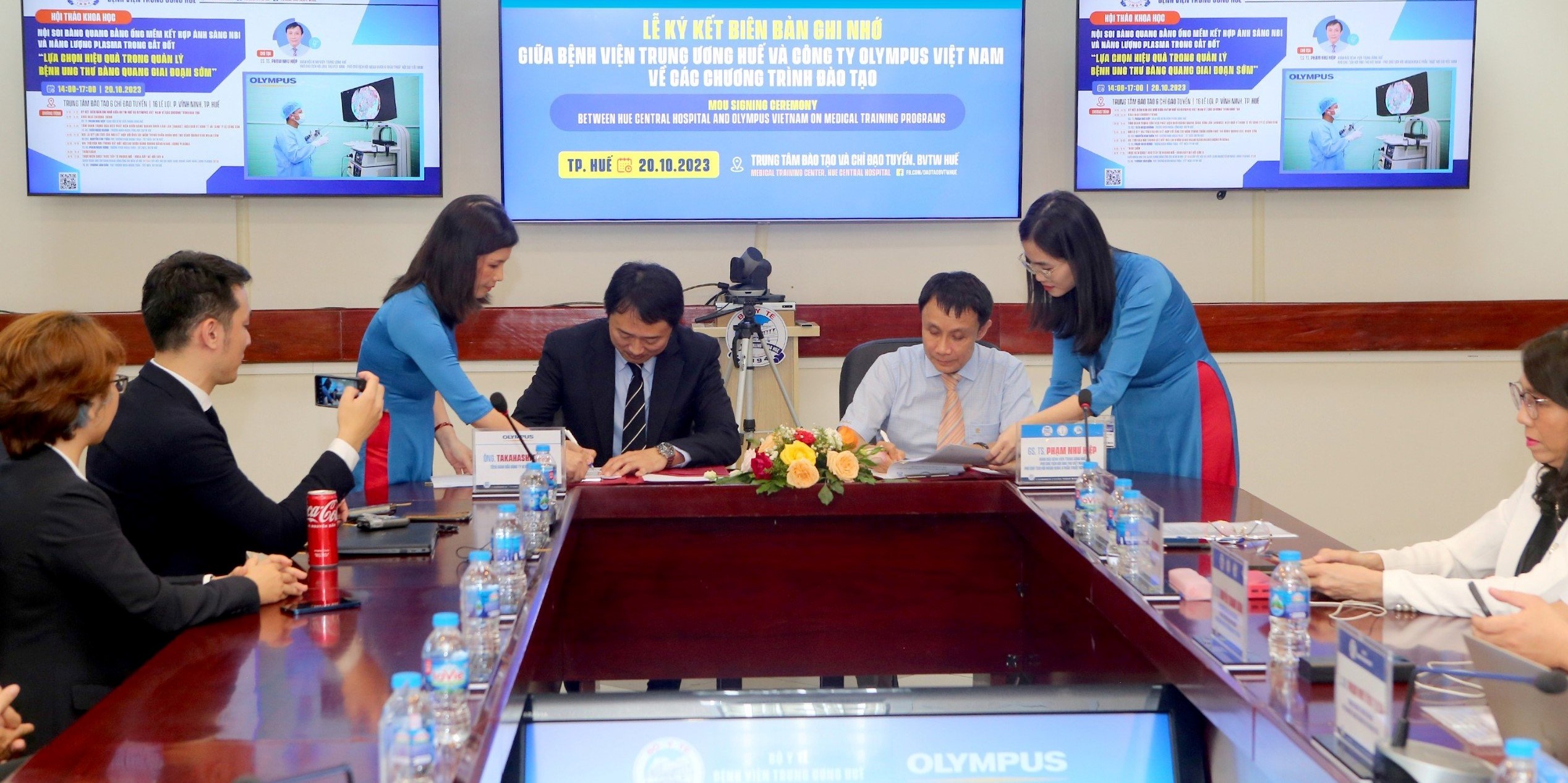 Đào tạo nâng cao tay nghề cho bác sĩ Bệnh viện Trung ương Huế