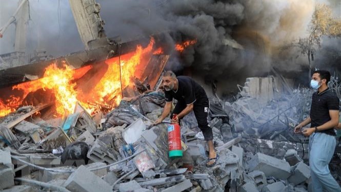 ASEAN và các hiệp hội kêu gọi giải pháp hoà bình