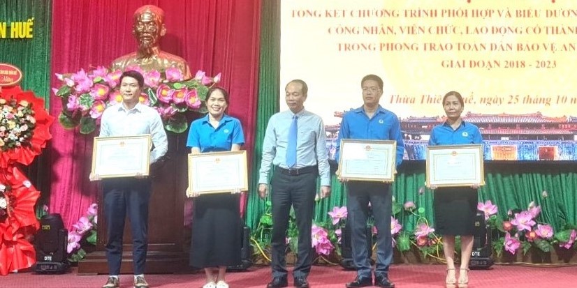 Phối hợp bảo đảm an ninh trật tự