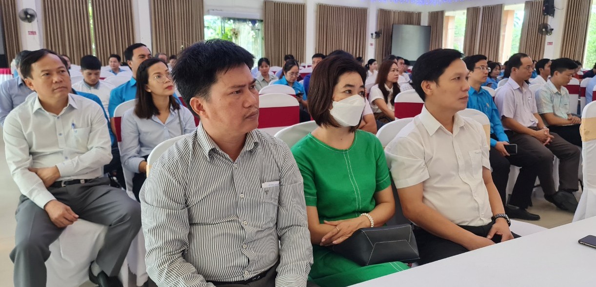 Dễ nghe, dễ hiểu và dễ thực hiện nghị quyết Công đoàn