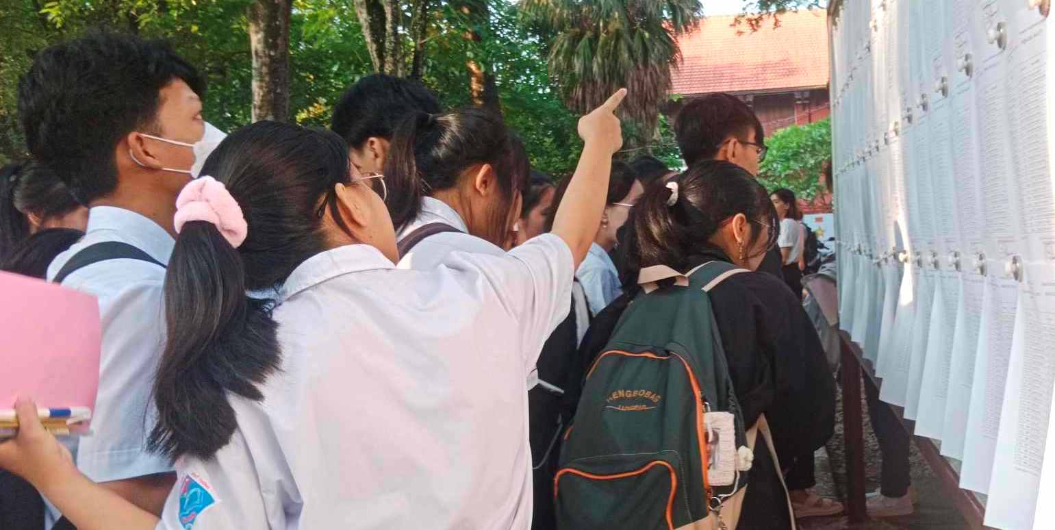 Hơn 1 100 học sinh đoạt giải trong kỳ thi chọn học sinh giỏi lớp 12 THPT cấp tỉnh