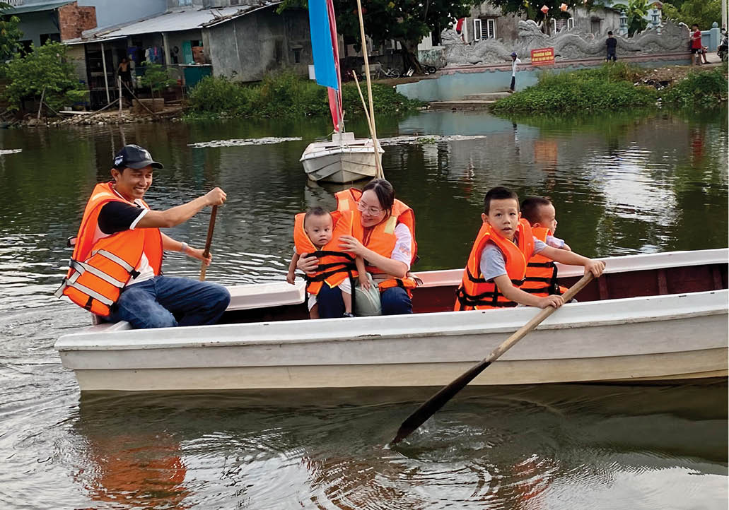 Đảm bảo an toàn cho trẻ em mùa mưa lũ