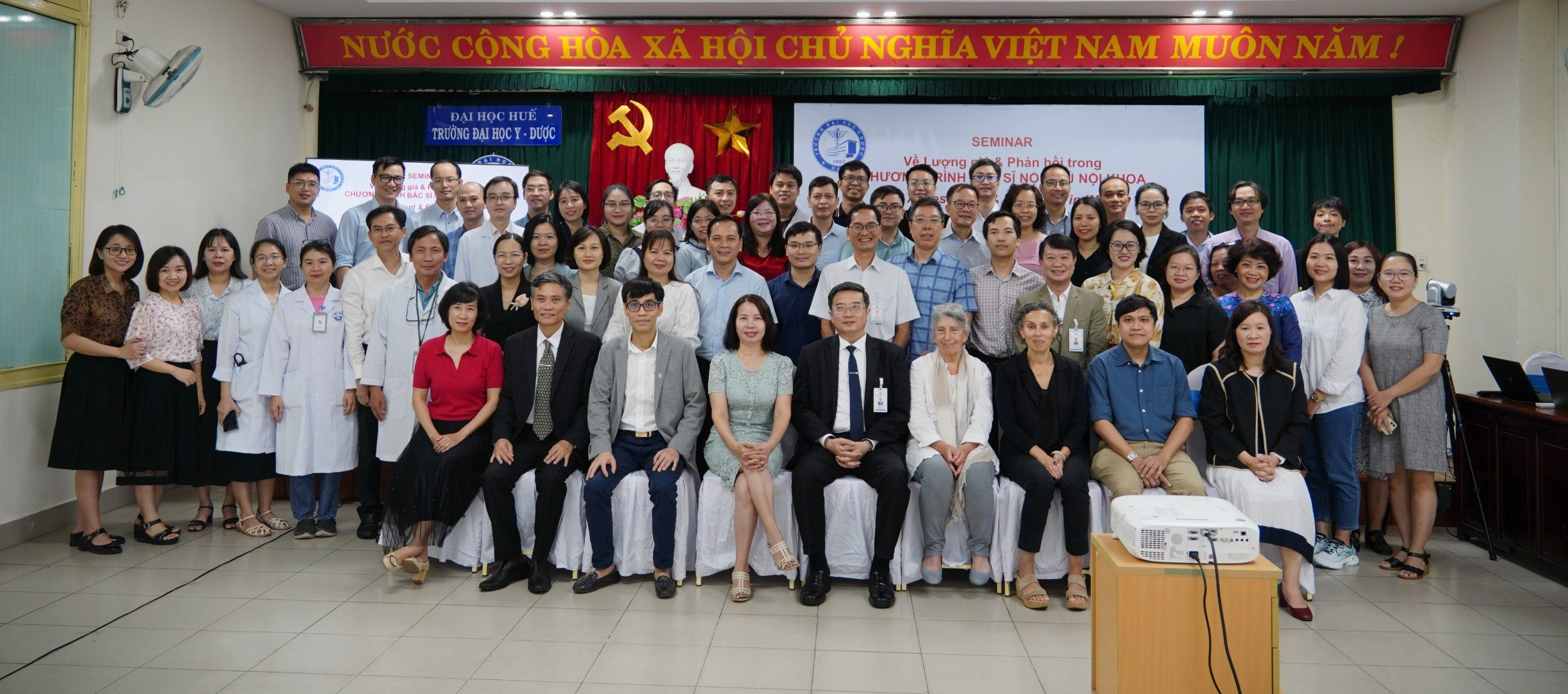 Lượng giá năng lực học viên phù hợp trong chương trình đào tạo bác sĩ nội trú nội khoa