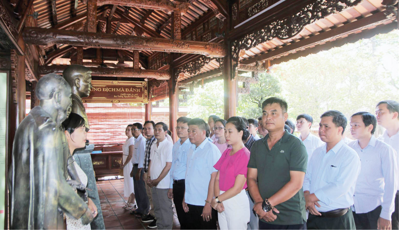 Ứng dụng công nghệ số vào giảng dạy lý luận chính trị