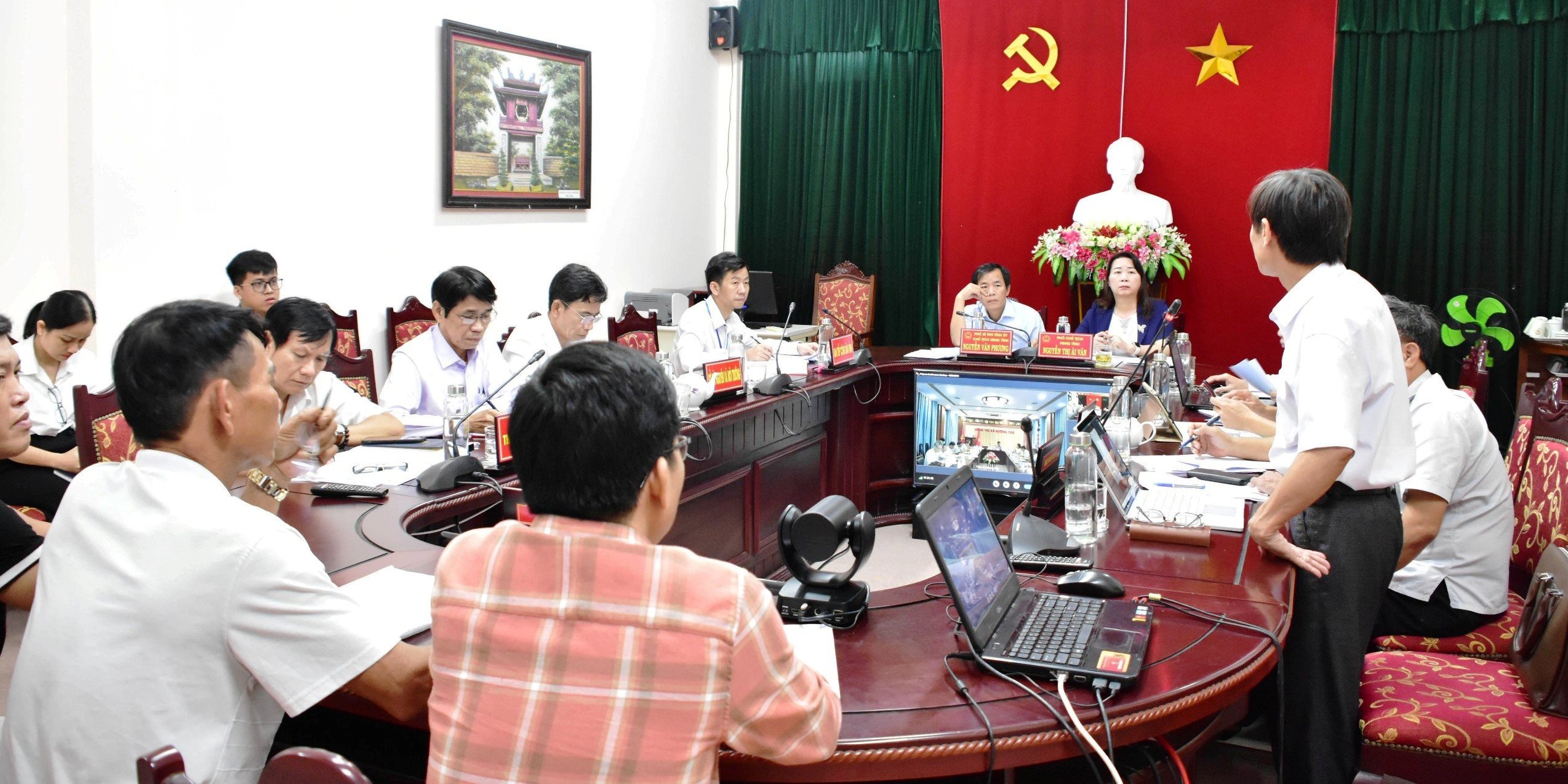 Giải quyết kiến nghị phải lấy người dân làm trung tâm