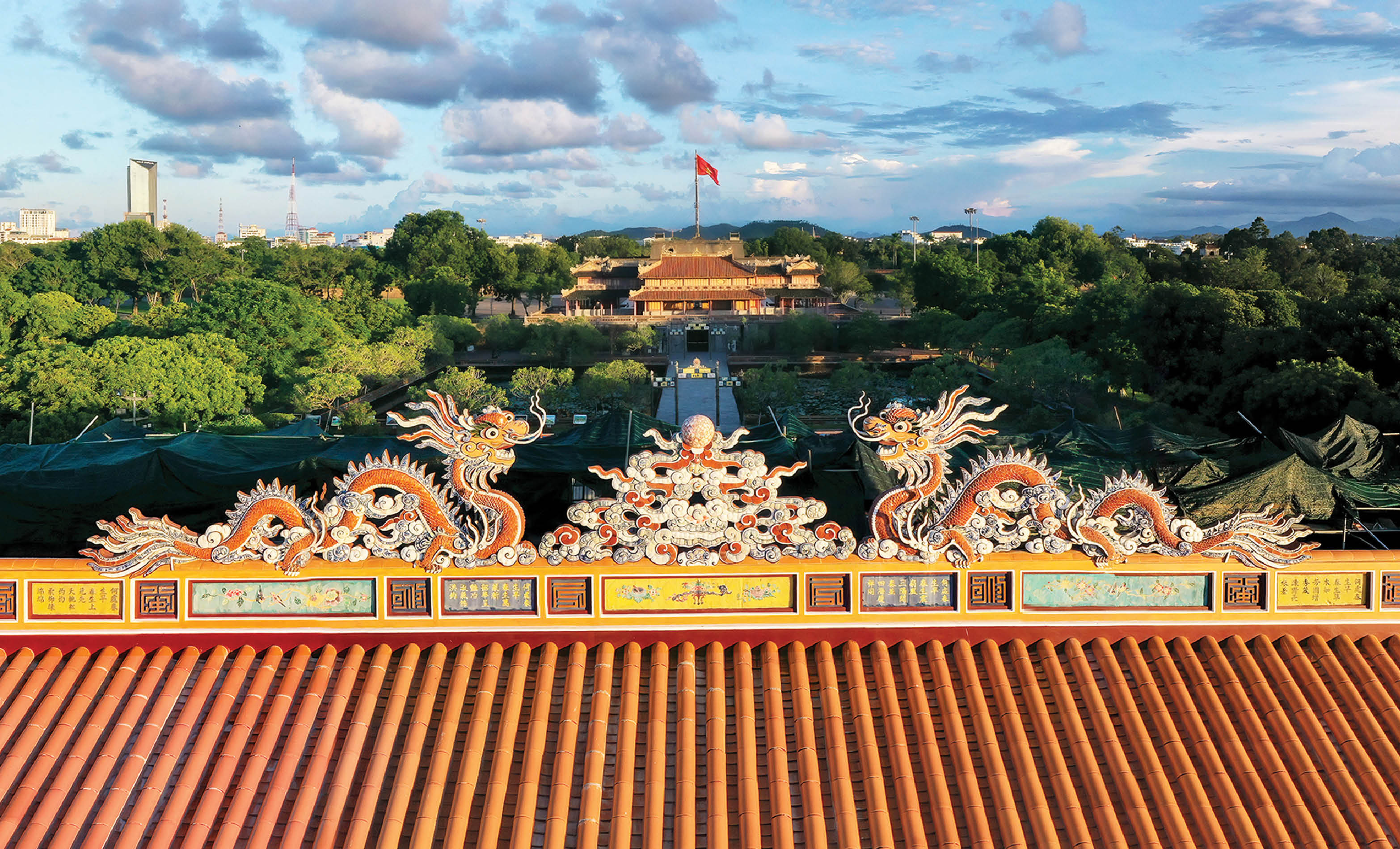 Kỳ công trùng tu điện Thái Hòa