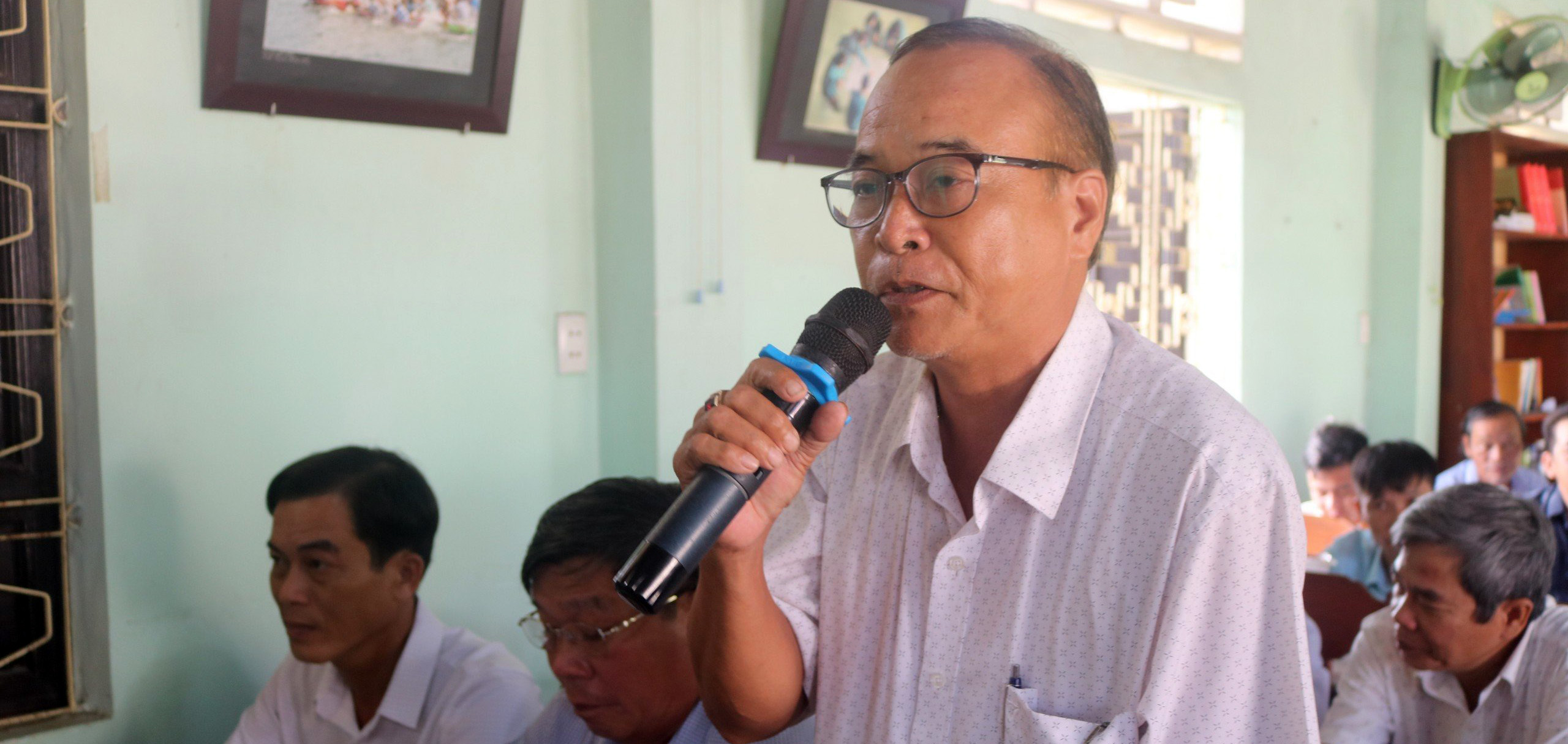 Người dân Phong Hòa đề xuất nhiều vấn đề về việc làm và hạ tầng nông thôn