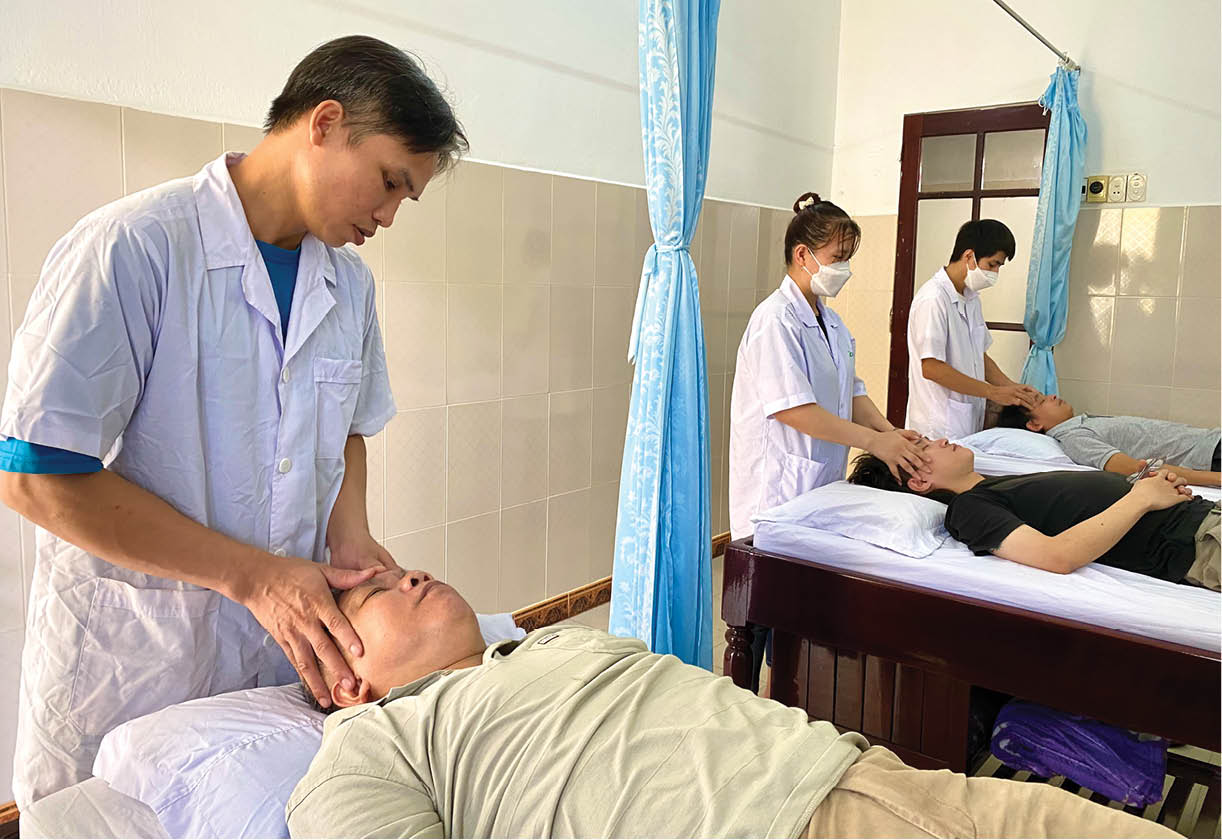 Phát triển nghề massage cho người mù, người khiếm thị