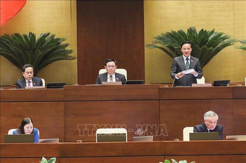 Ngày 23 11, Quốc hội thảo luận về 2 dự án sửa đổi Luật BHXH và Luật Các tổ chức tín dụng