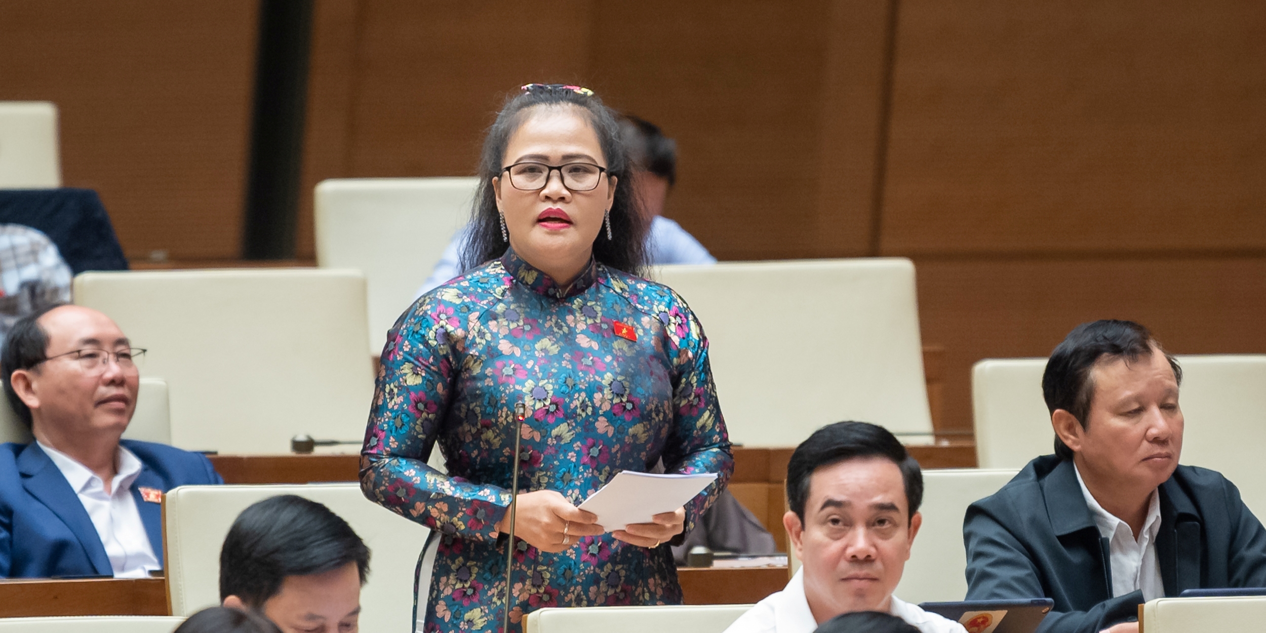 Đề nghị bổ sung một số hành vi bị nghiêm cấm