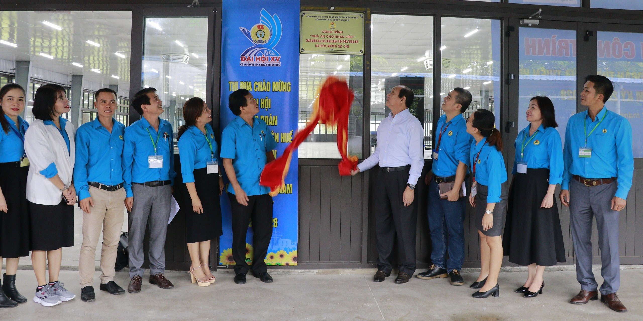 13 đại biểu của tỉnh dự Đại hội XIII Công đoàn Việt Nam