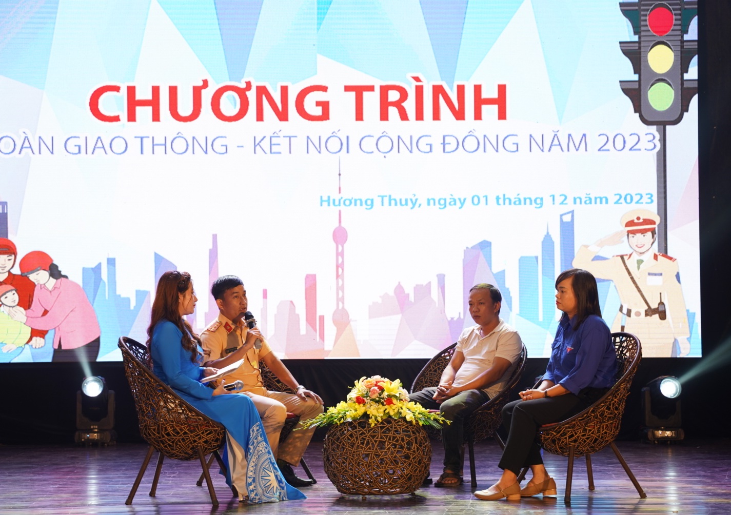 Xây dựng môi trường giao thông an toàn, văn minh