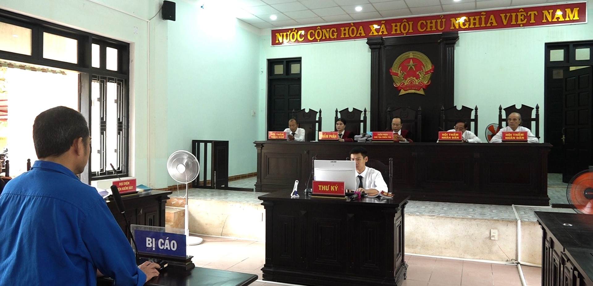 Nhờ người khác đứng tên mua đất, bị chiếm đoạt gần 5 tỷ đồng