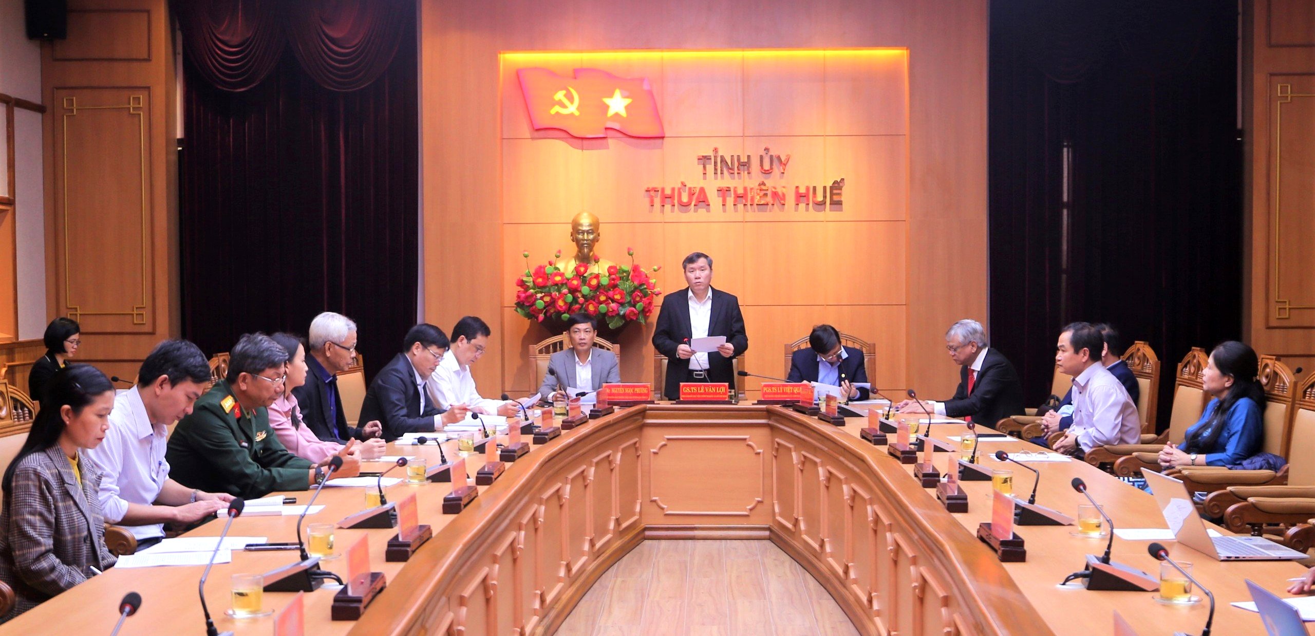 “Đồng chí Lê Đức Anh - Người con ưu tú của Đảng bộ và Nhân dân Thừa Thiên Huế”