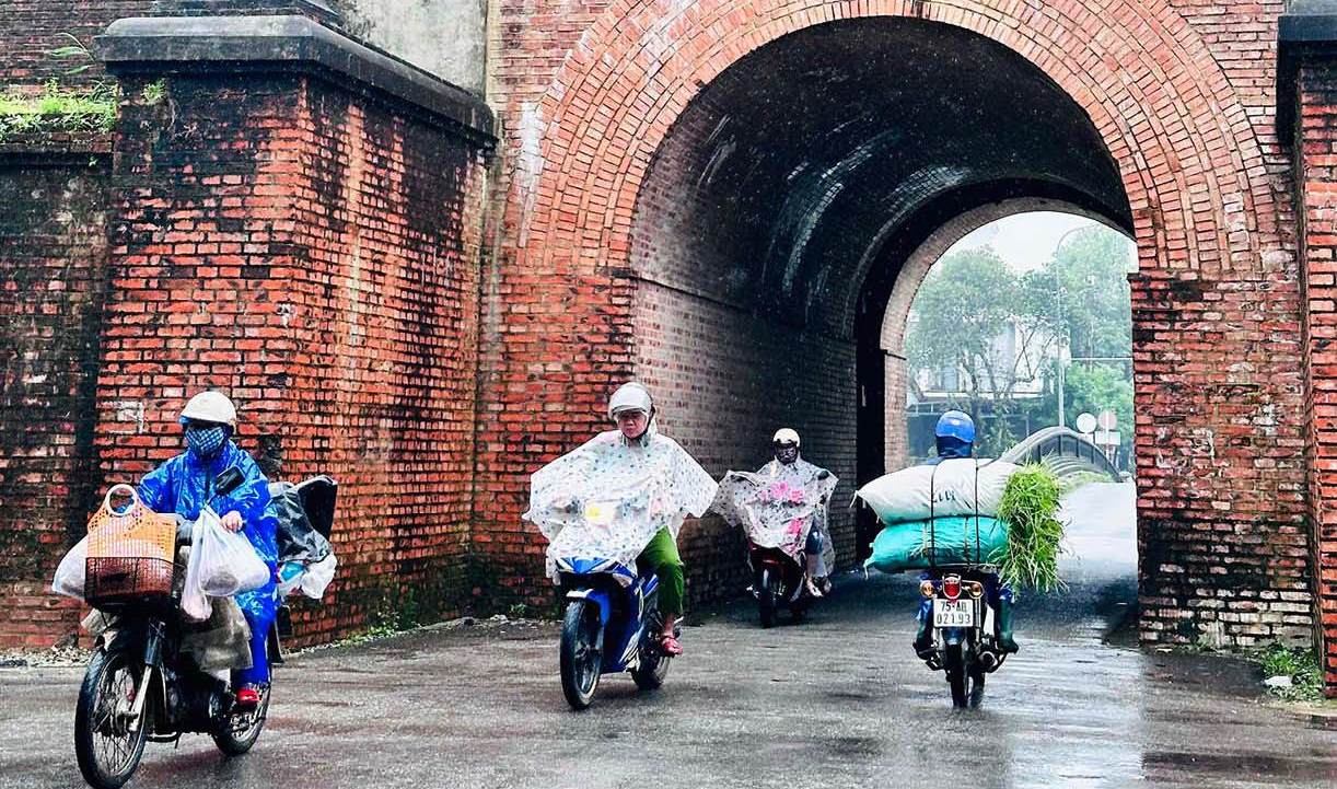 Nguyễn Thanh Hiếu - Người anh hùng thầm lặng - Bài 2 Để lại quê hương dáng hình “tạc vào thế kỷ”