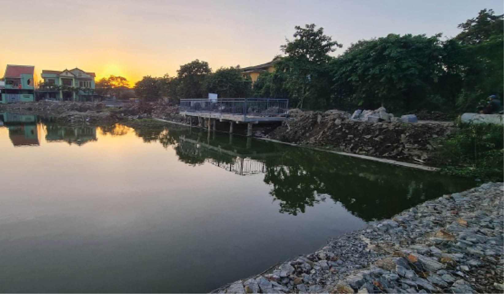 Dang dở chỉnh trang các hồ trong Kinh thành Huế