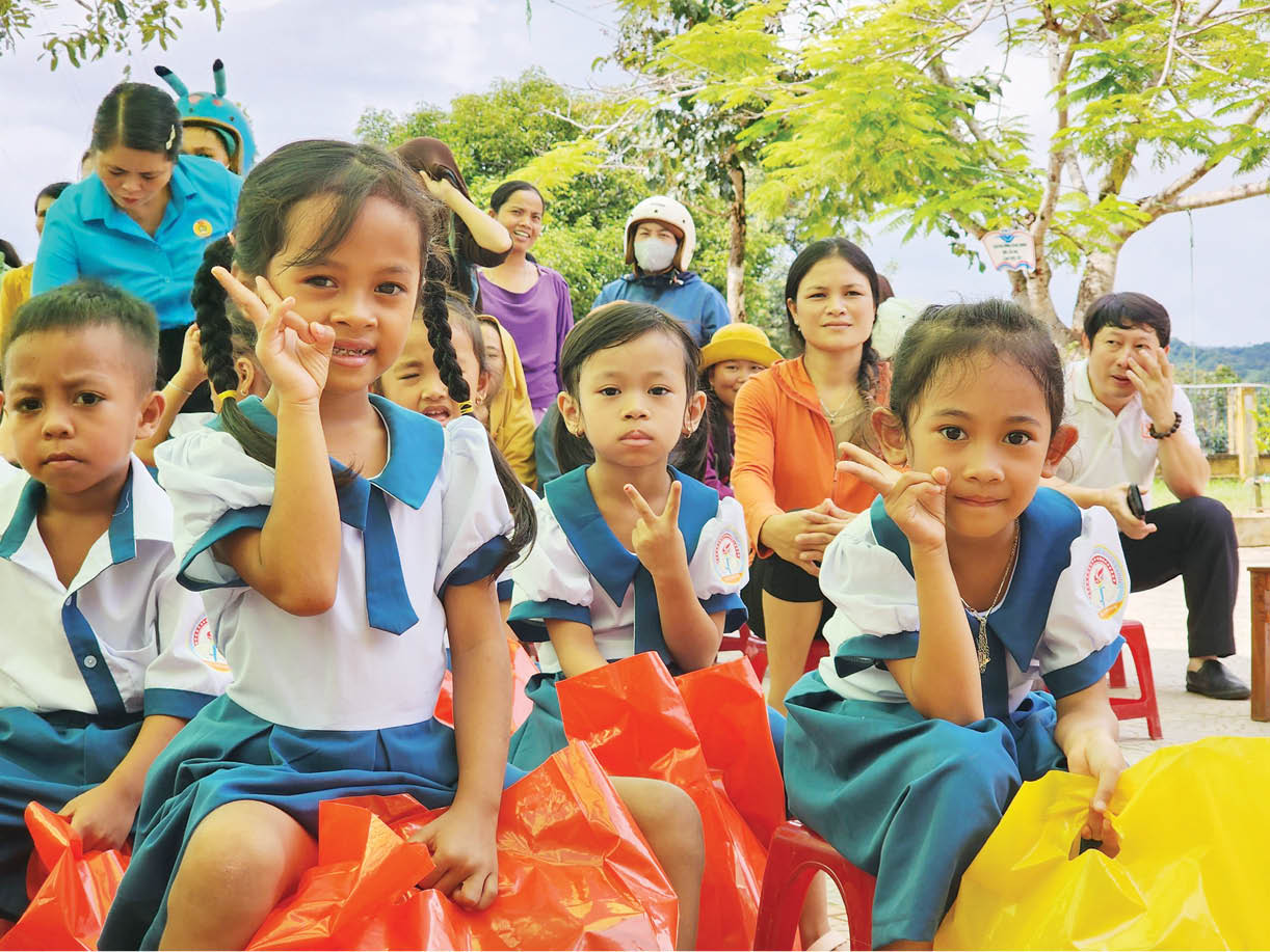 “Mình làm tiếp chuyến vùng cao em nhé”