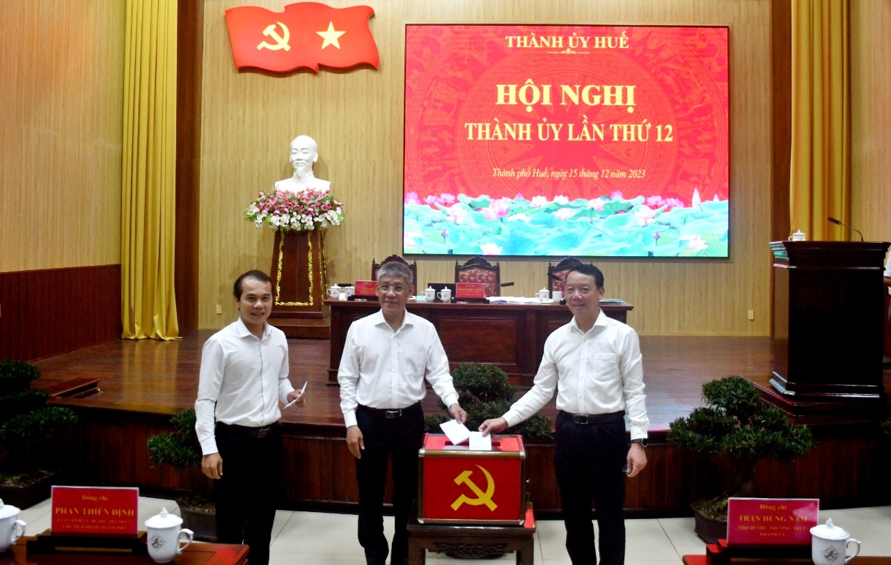 TP Huế 12 12 chỉ tiêu năm 2023 đạt và vượt