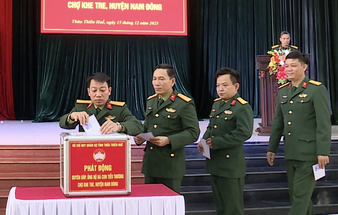 Phát động quyên góp, ủng hộ tiểu thương chợ Khe Tre